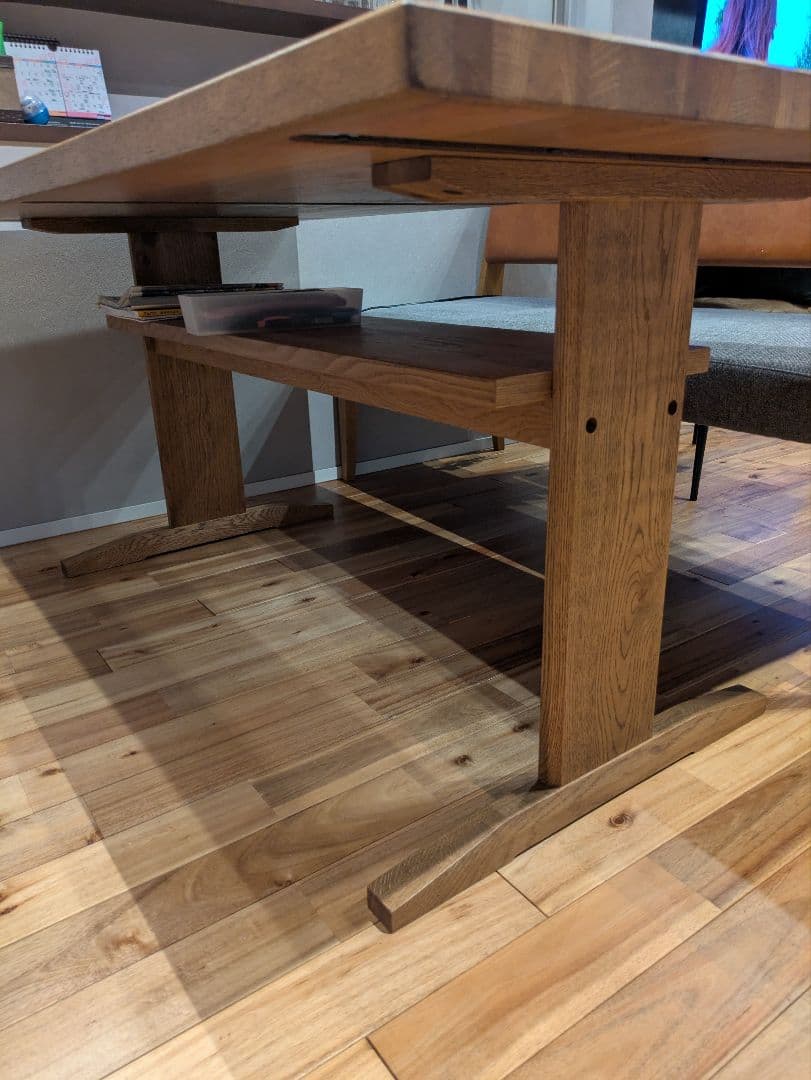 クラッシュゲート ダイニングテーブル