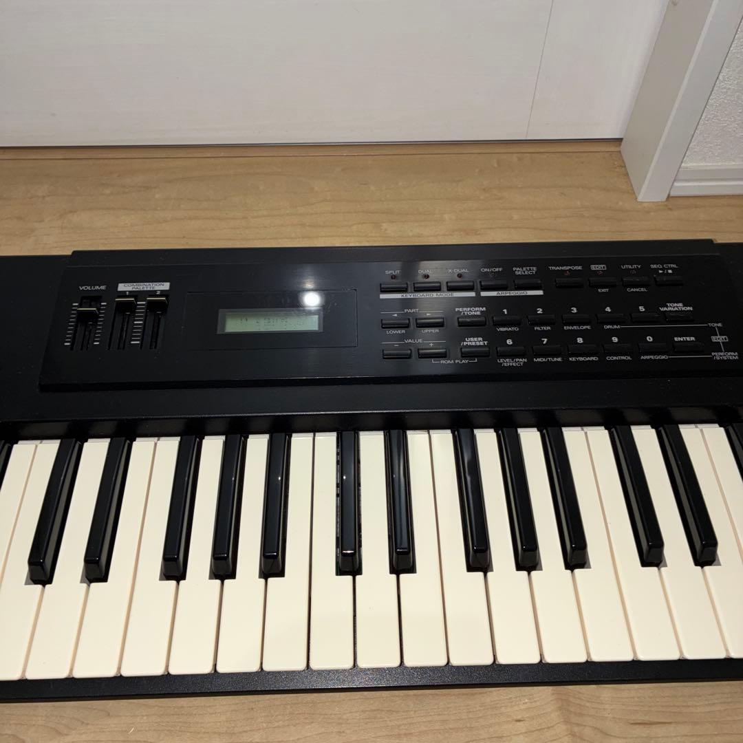 動作ok Roland XP-10 シンセサイザー 名機