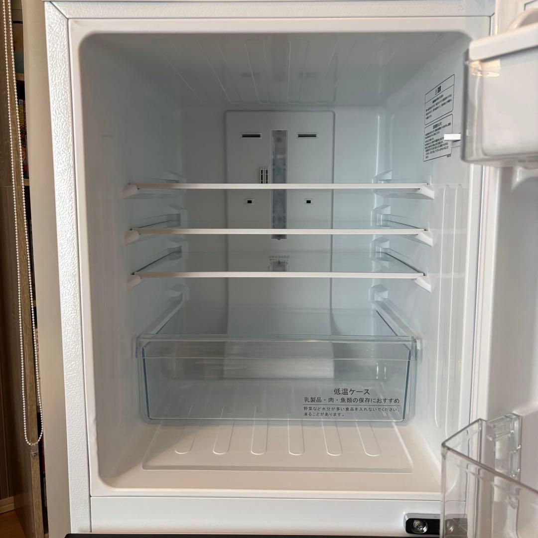 【良品】Hisense 冷蔵庫 HR-D1303 一人暮らし　送料込み