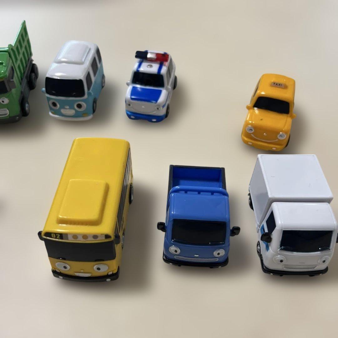 タヨシリーズ　ミニカー15台＋未開封１台