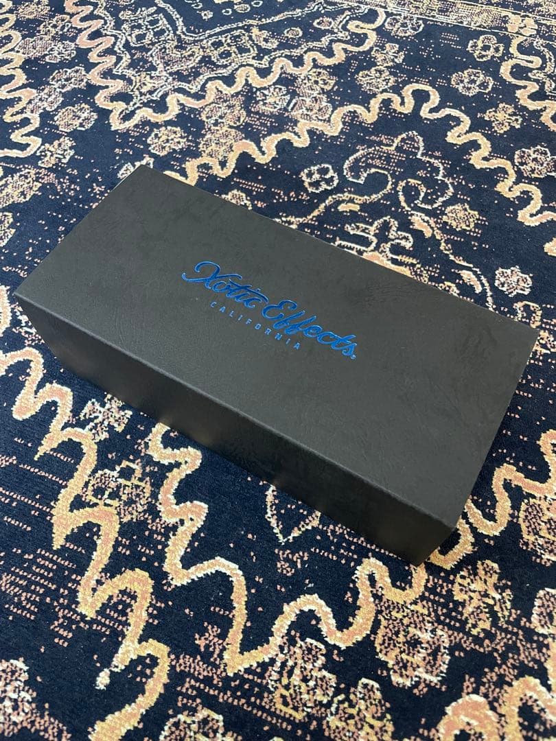 Xotic XW-1 LPB 限定カラー(Lake Placid Blue)