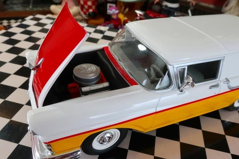 絶版★コカコーラ フォード ワゴン 1957 FORD COURIER メタル製