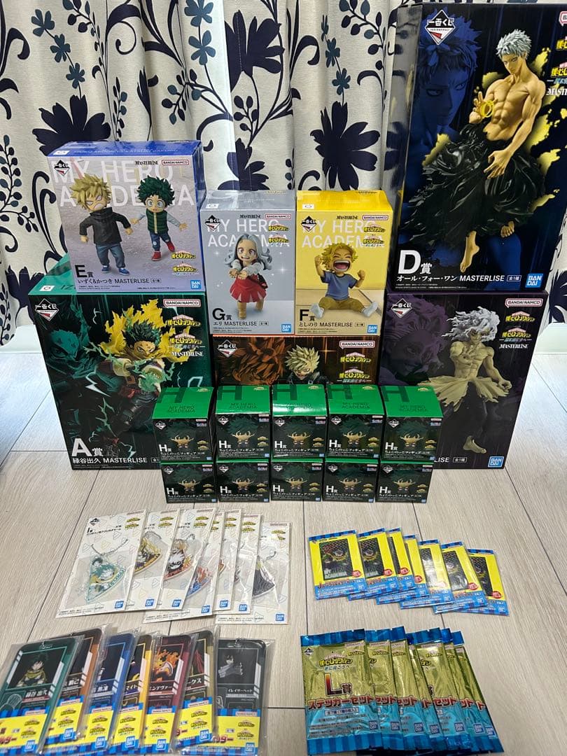 ヒロアカ　一番くじ　A〜L賞コンプ 一番くじ 僕のヒーローアカデミア -幸せの上に-」を発売！TVアニメの