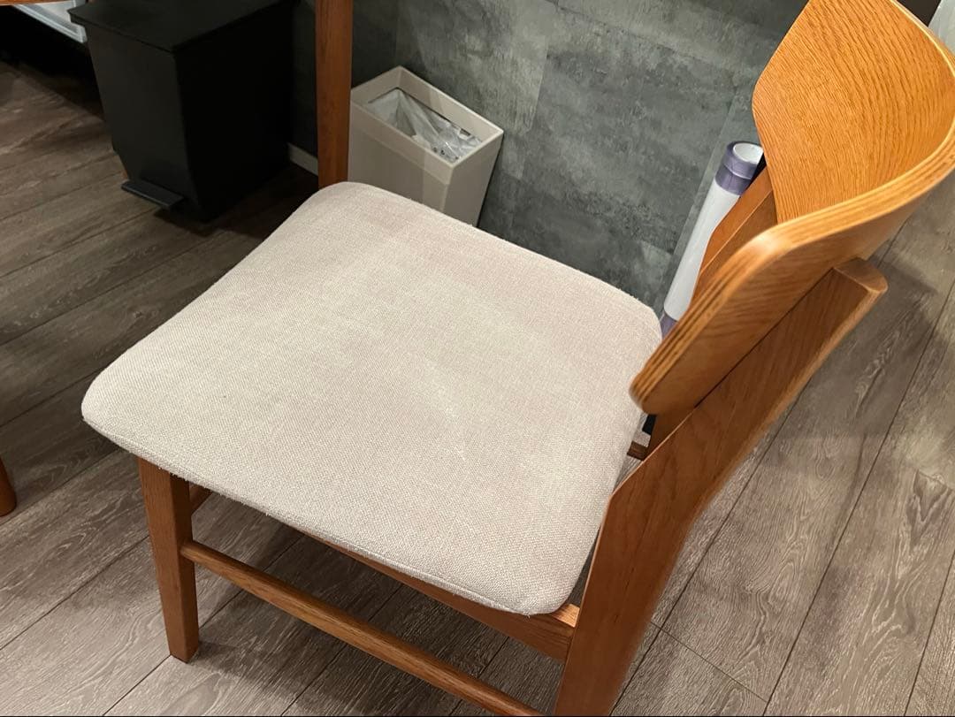 【シャンさん専用】KIRPラウンドダイニングテーブル 1000KIRPチェア2脚