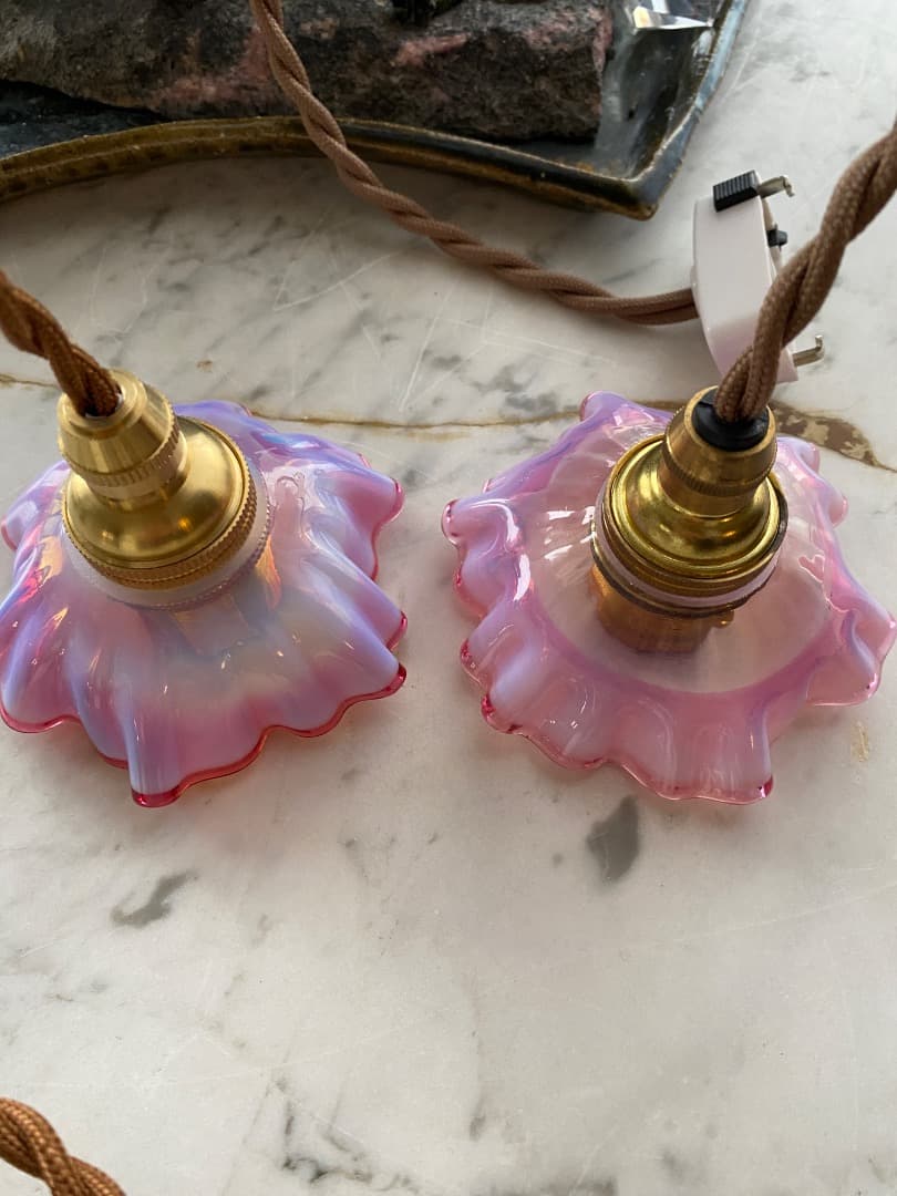 フランス アンティーク ピンクのオパリン 小さなガラス灯 アトリエランプ