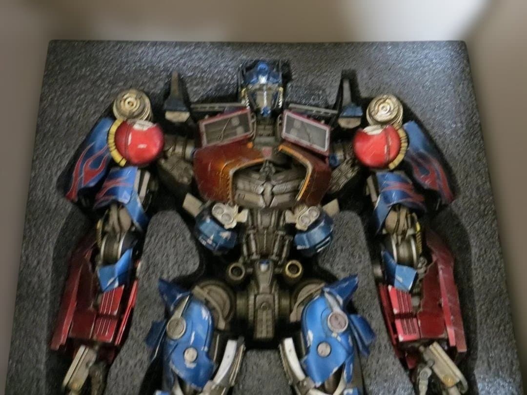 トランスフォーマー オプティマスプライム スリーエー　ダークサイドムーン