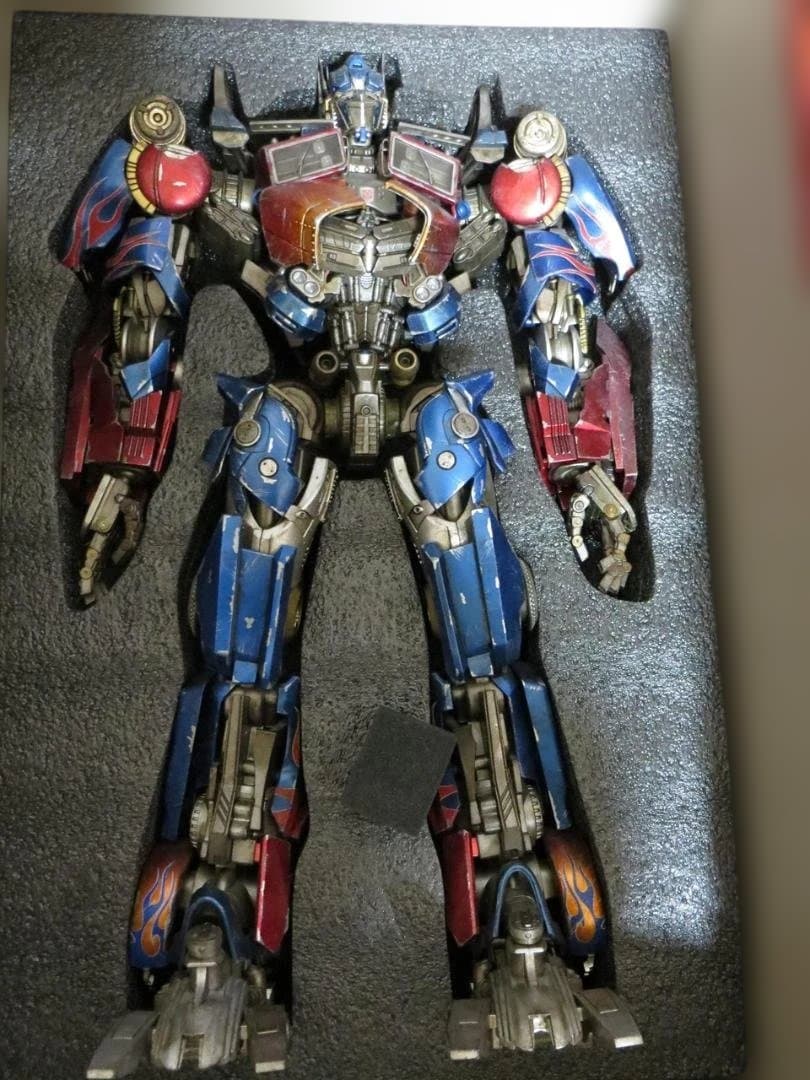 トランスフォーマー オプティマスプライム スリーエー　ダークサイドムーン