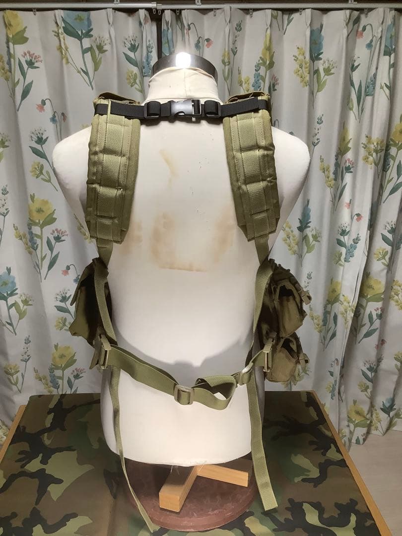 EAGLE RRV ローデシアンリーコンベスト各種ポーチ付きローンサバイバーKH