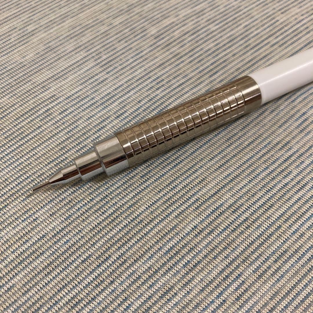 グラフ1000 ホワイト カスタム グリップ シャープタンク チタン - メルカリ