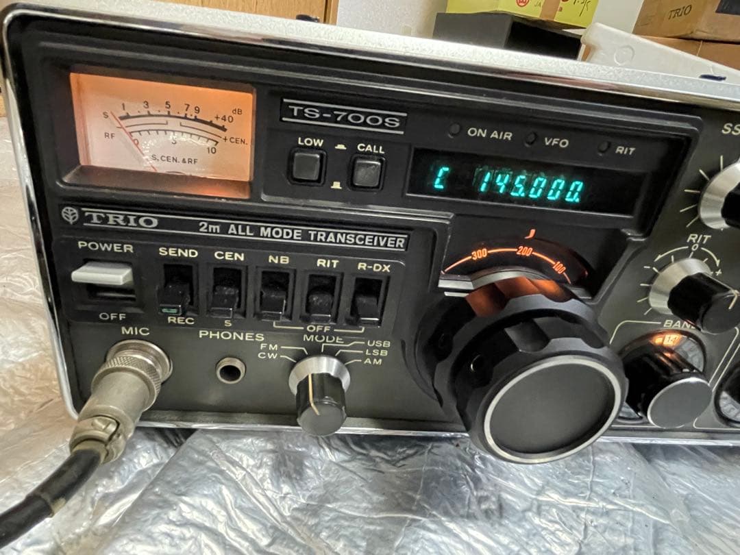 アマチュア無線機 TRIO TS-700S 2m ALLMODEトランシーバー