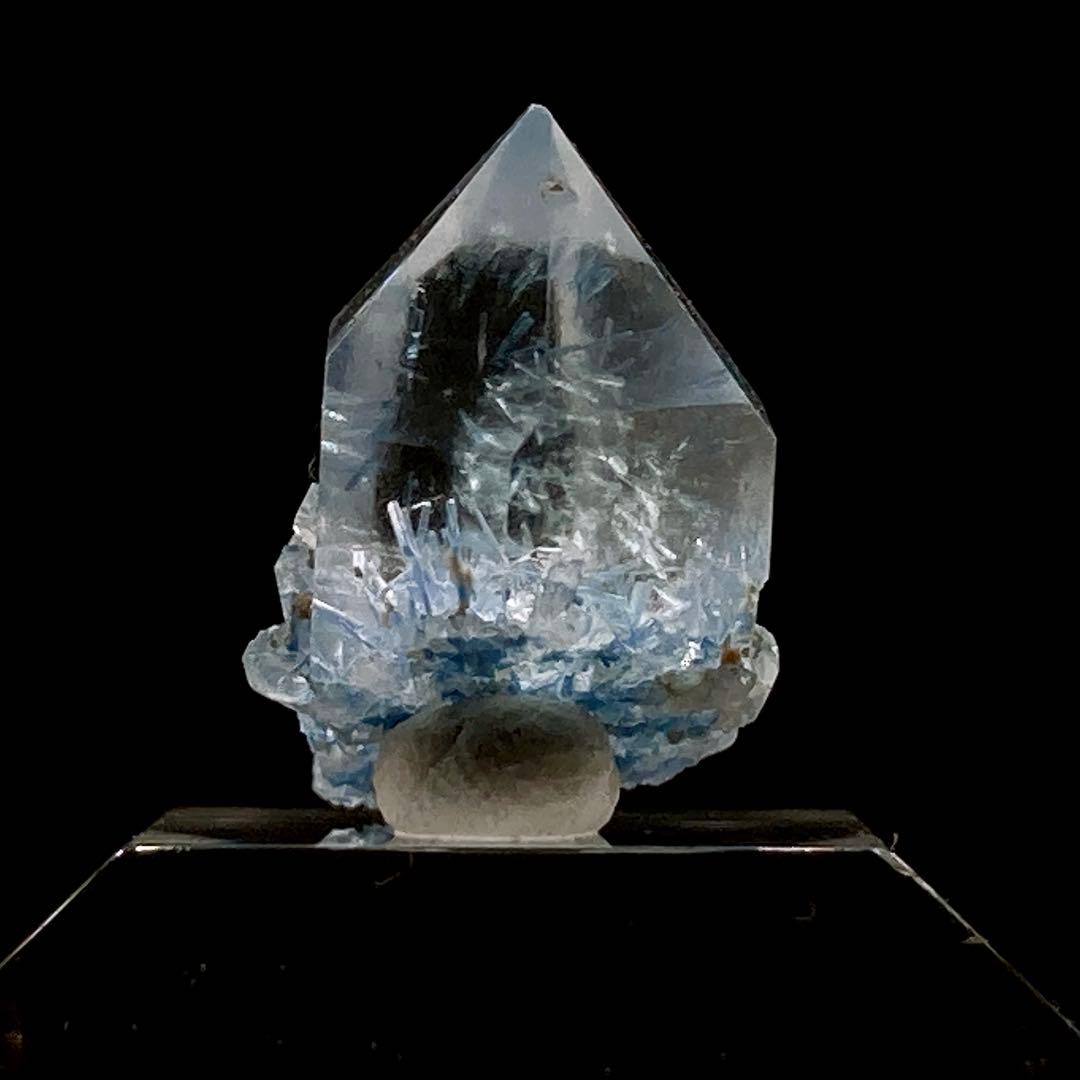 デュモルチェライトインクォーツ 原石 鉱物標本 天然石 水晶 297