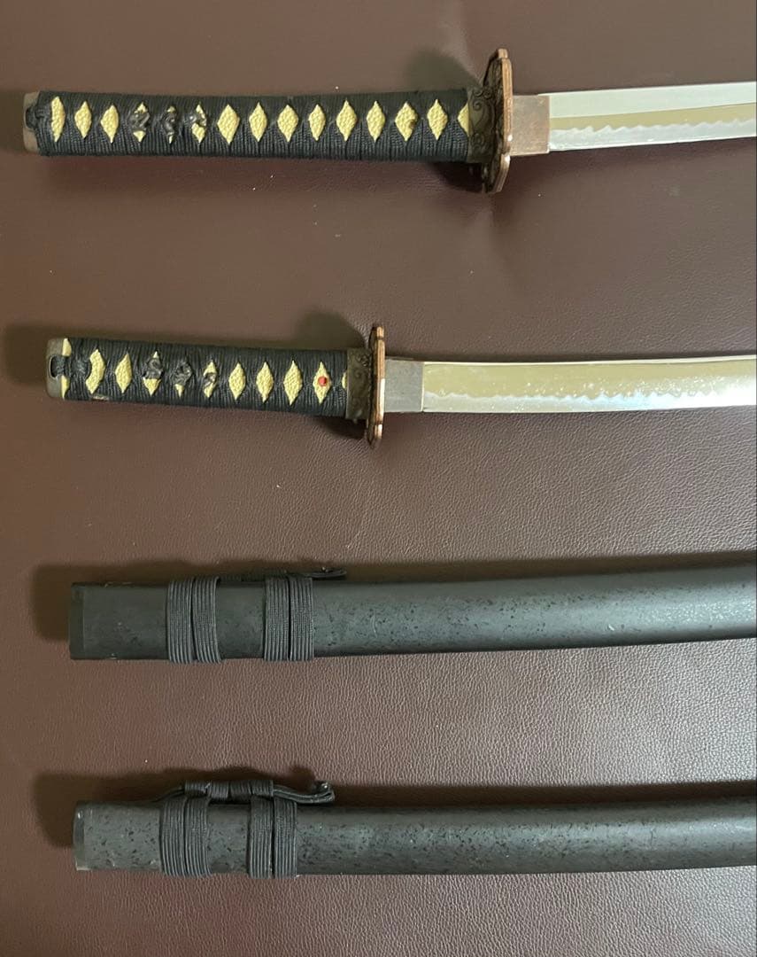 模造刀　居合刀　太刀　脇差　刀掛け　武具　Q663