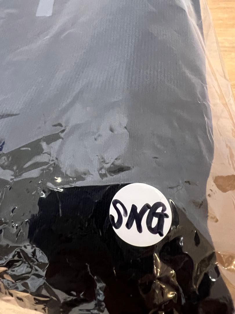 ヤンチェオンテンバール ブラックパーカー WHO AM I 香取慎吾　SNG