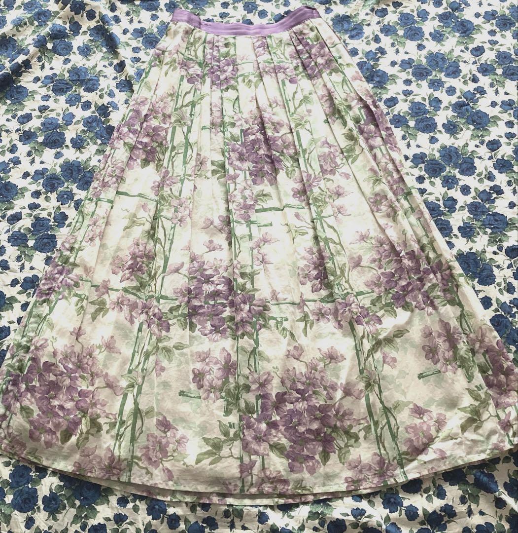 ジェーンマープル　Clematis garden スカート