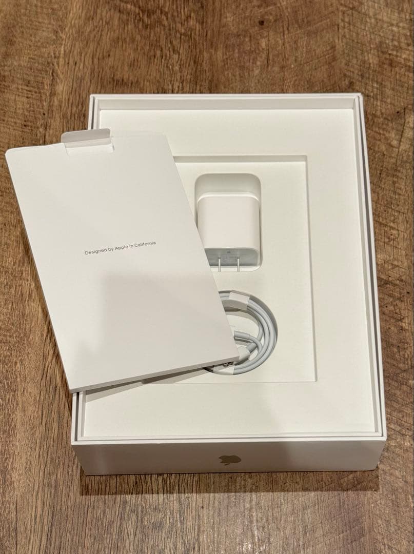 極美品 90% iPad 第8世代32GB スペースグレー 本体 充電器付き - メルカリ