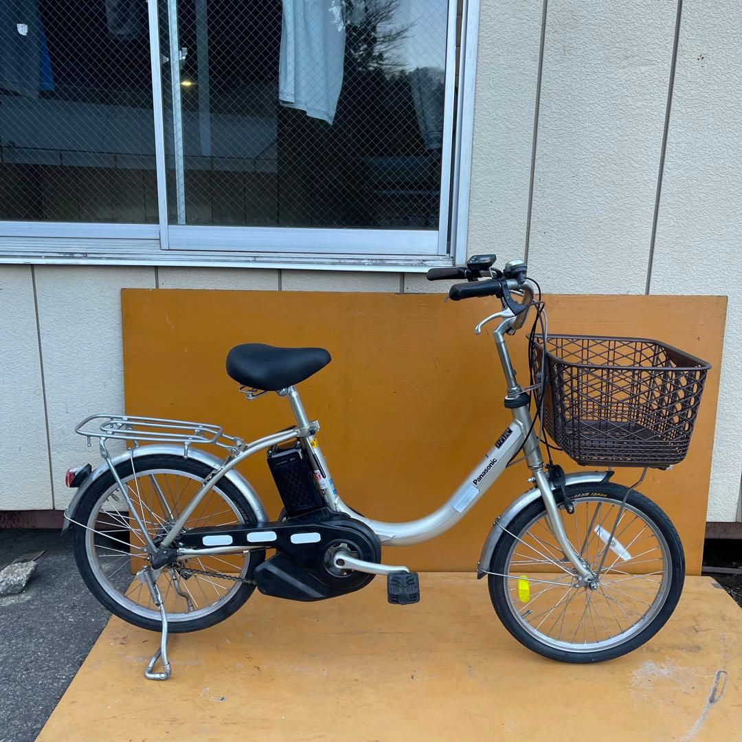 電動アシスト自転車 シルバー 前カゴ付き