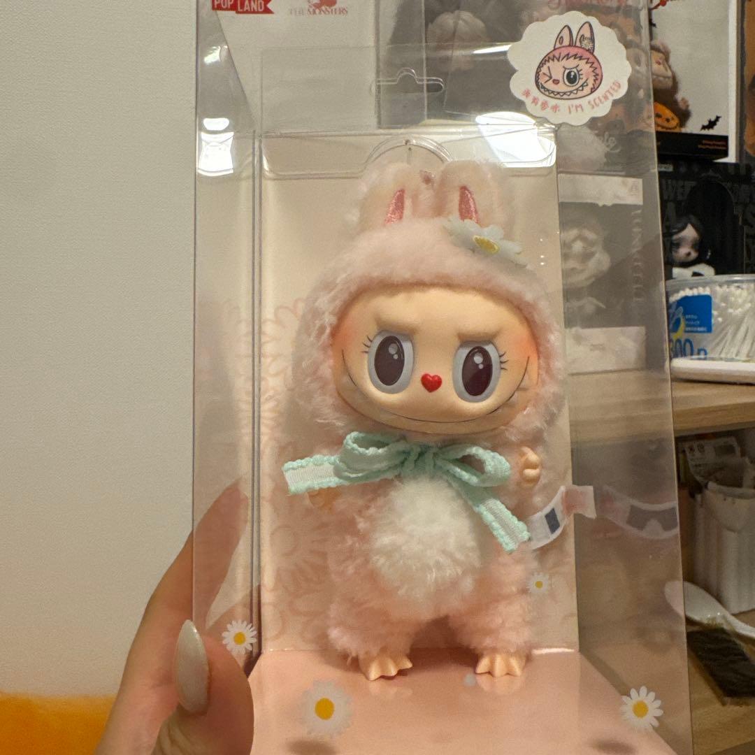 POPMART MOKOKO CLOSE TO SWEET ぬいぐるみ - メルカリ