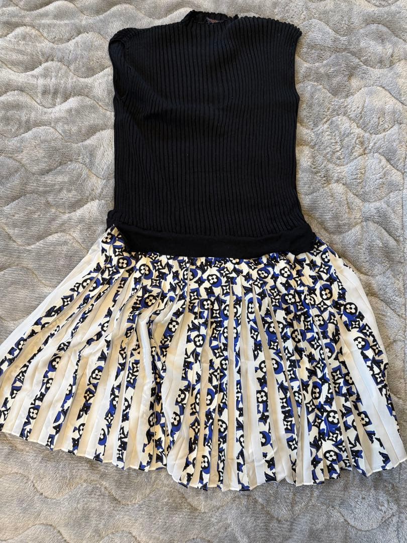 ルイヴィトン LOUIS VUITTON ワンピース ブラック ホワイト ブルー