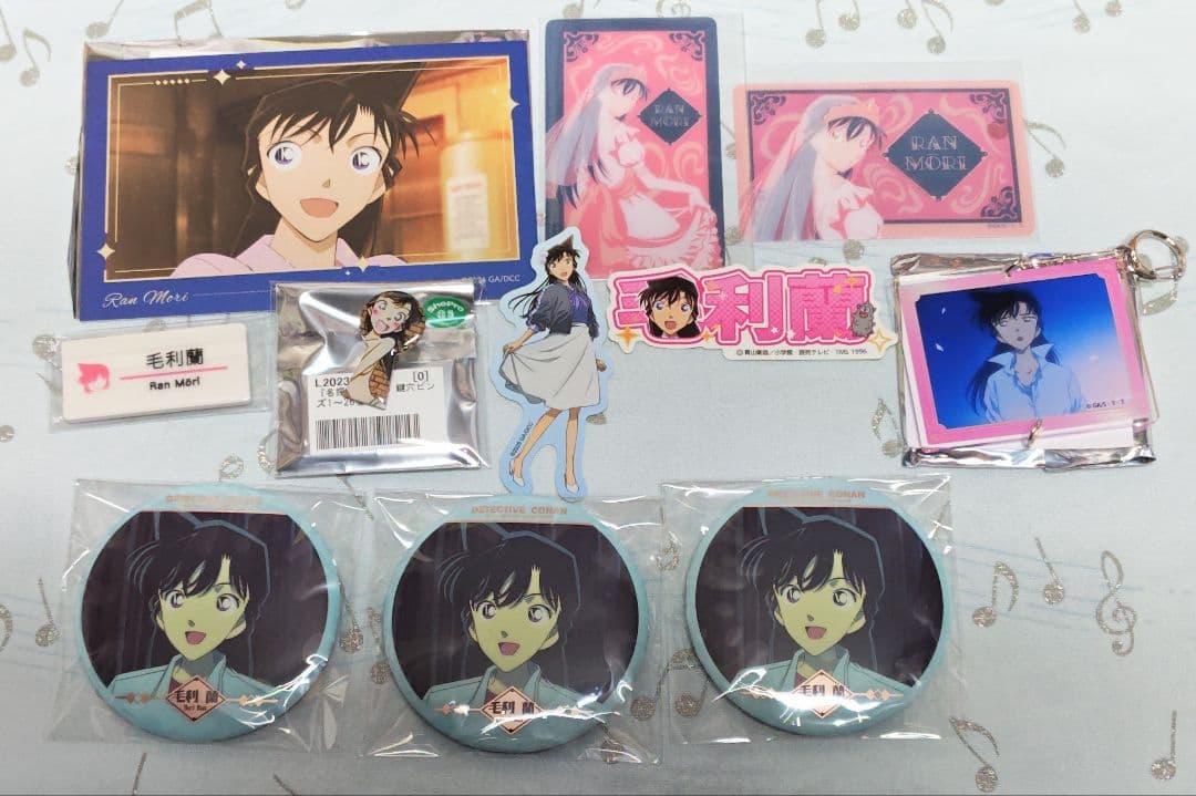 名探偵コナン 毛利蘭 缶バッジ ブロマイド カード 100点以上 セット