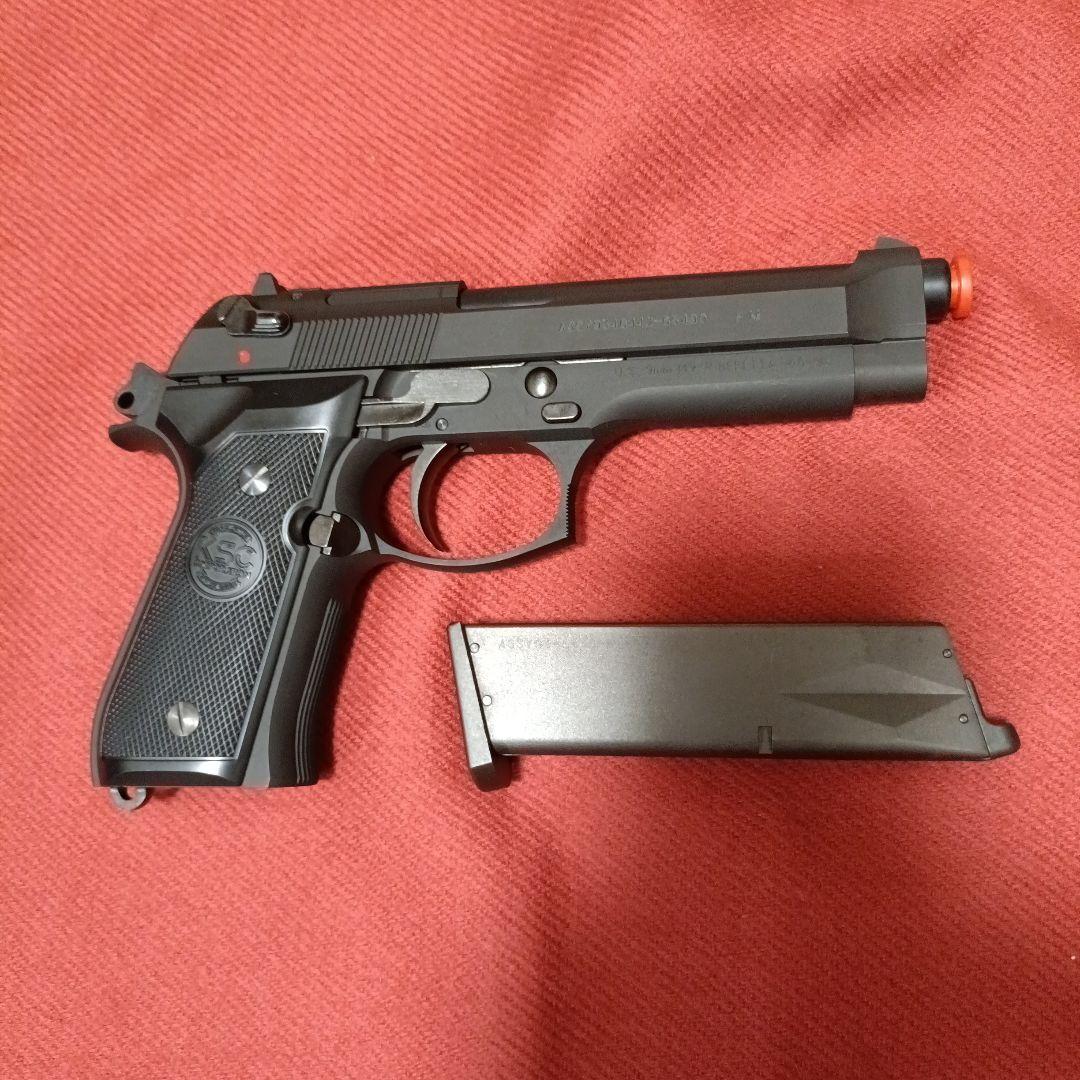 【セットでお買得】KSCエアガン M9 ケースほか付属品多数