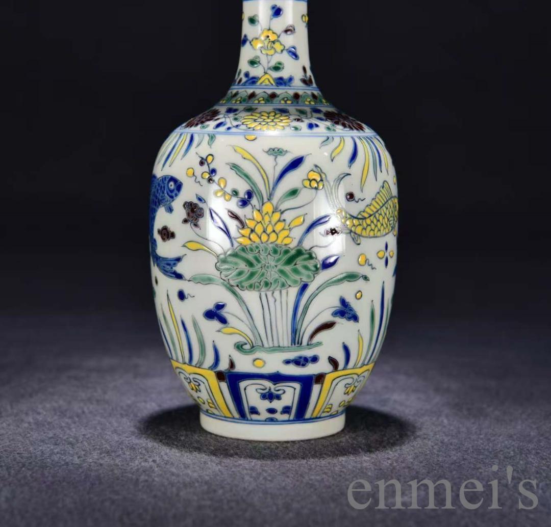 中国古美術・珍品・大明成化紋・五彩魚藻紋瓶・花瓶・唐物・陶磁器・青