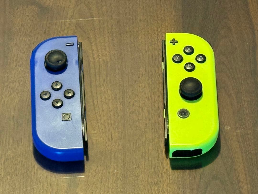 Nintendo Switch 本体 + スマブラ.モンハンライズ.ＸＸ付