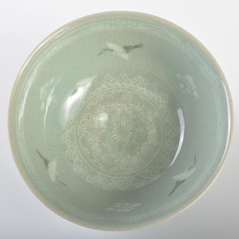 韓国人間文化財 柳海剛（柳根瀅）作 高麗青磁 象嵌鶴雲文茶碗 共