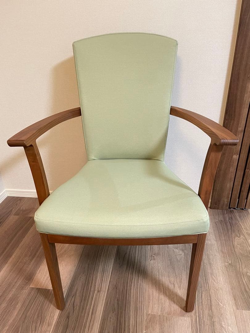 カリモク カリモク アーム付き椅子 ダイニング アームチェア