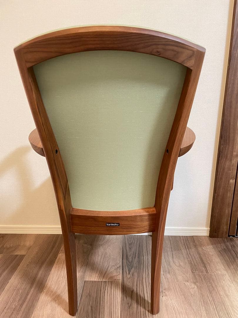 カリモク カリモク アーム付き椅子 ダイニング アームチェア