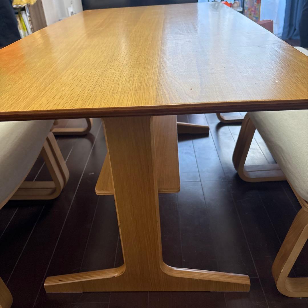 無印良品　MUJI リビングでもダイニングでもつかえるテーブル　オーク材