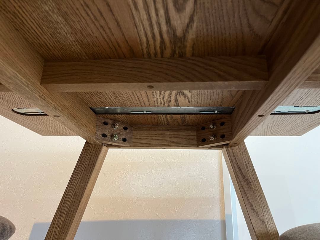 unico(ウニコ)エレムト　ダイニングテーブル、チェア4脚　直接取引可能!