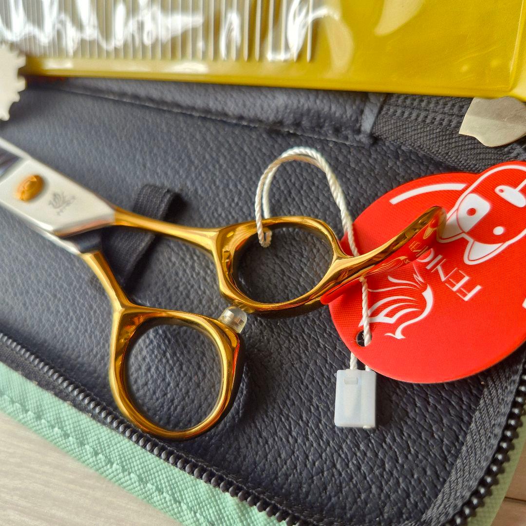 新品☆フェニーチェ トリミング用セニングシザー&超軽量トリミングコーム