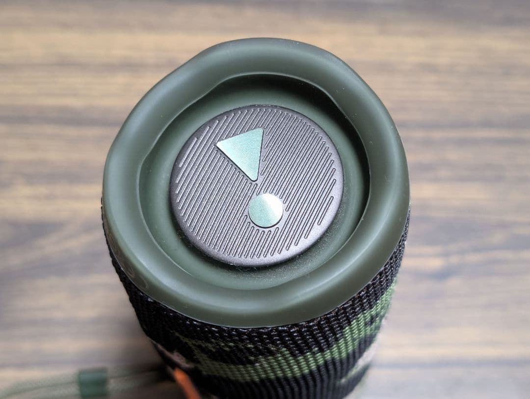 ☆JBL FLIP6 Bluetoothスピーカー 迷彩 スクワッド【美品】