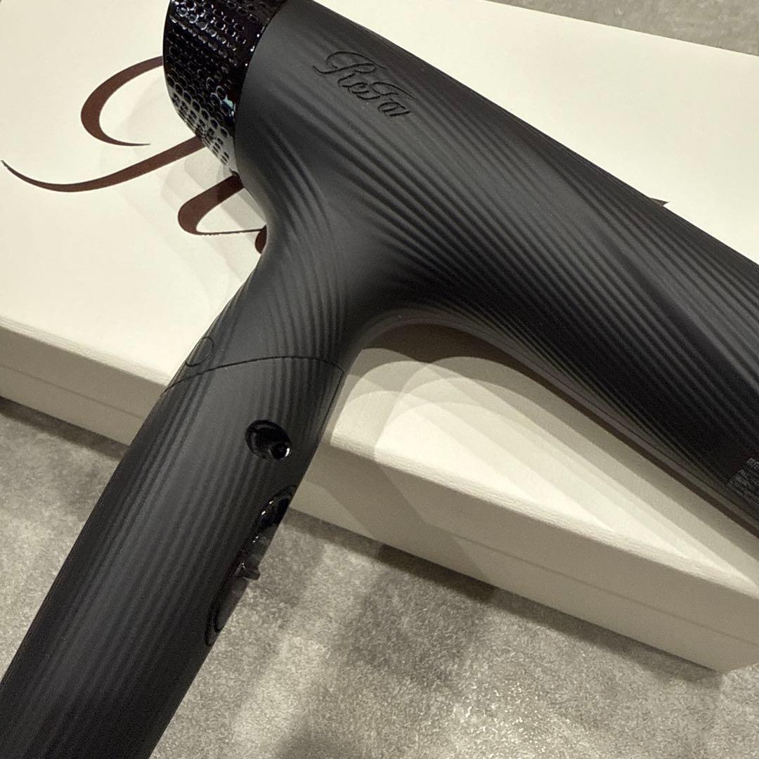 持ち手破損あり　ReFa BEAUTECH DRYER SMART ブラック