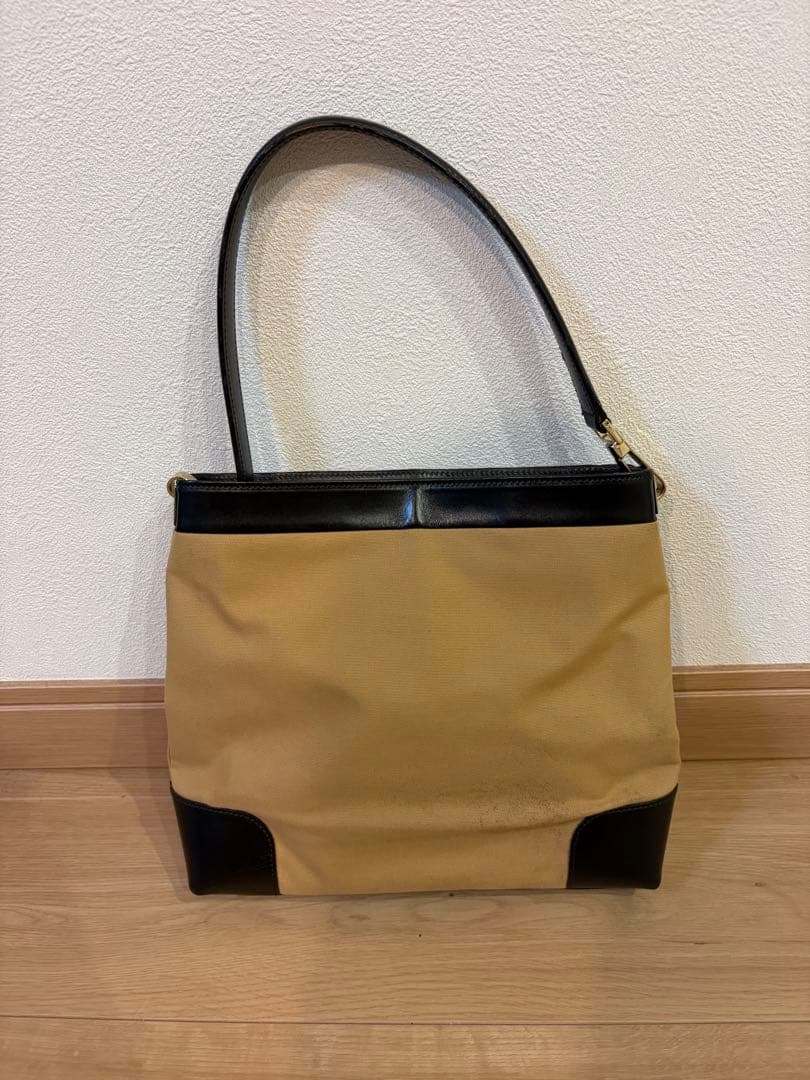 GUCCIハンドバッグ