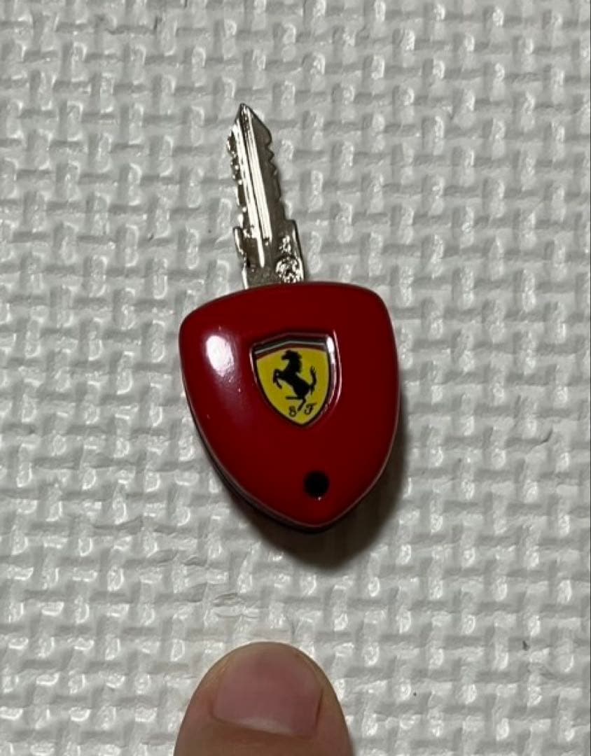 1/10 エンツォフェラーリ完成品 とディスプレイケース