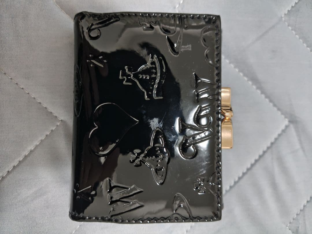 ヴィヴィアンウエストウッド がま口 財布 エナメル ブラック