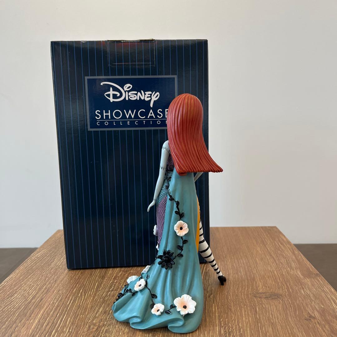 Disney サリー フィギュア Showcase Collection