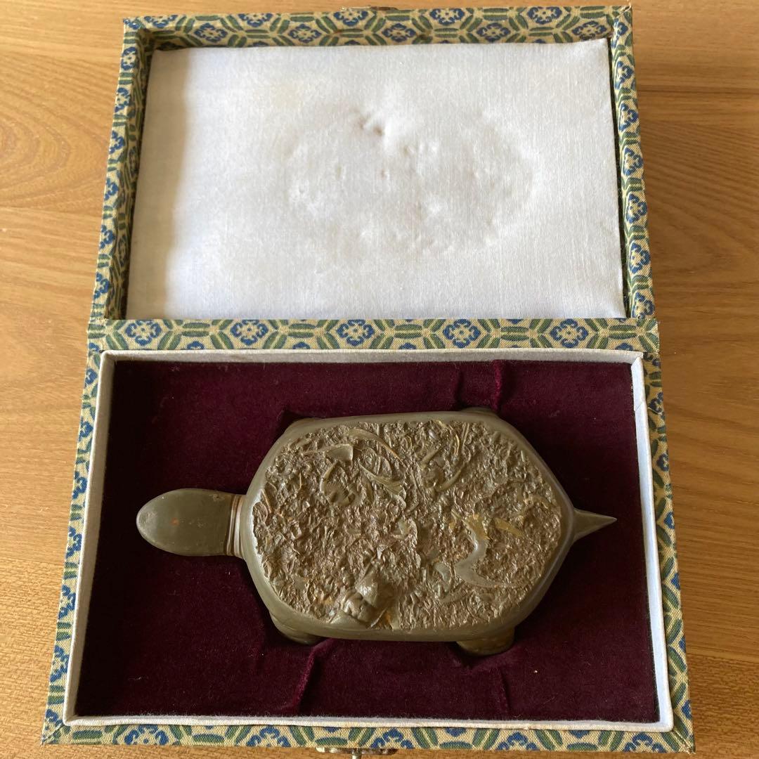 未使用 中国 三葉虫化石 亀型 燕子石硯 - メルカリ