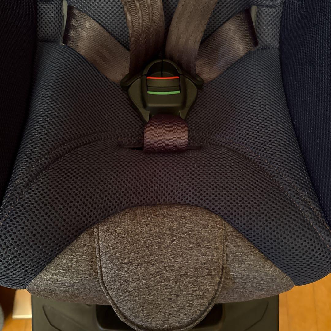 アップリカ クルリラ プラス ISOFIX 回転式 新生児対応 チャイルドシート