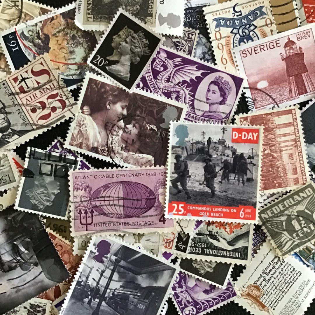 海外ヴィンテージ使用済み切手（モノクローム、パープル系）ランダム50