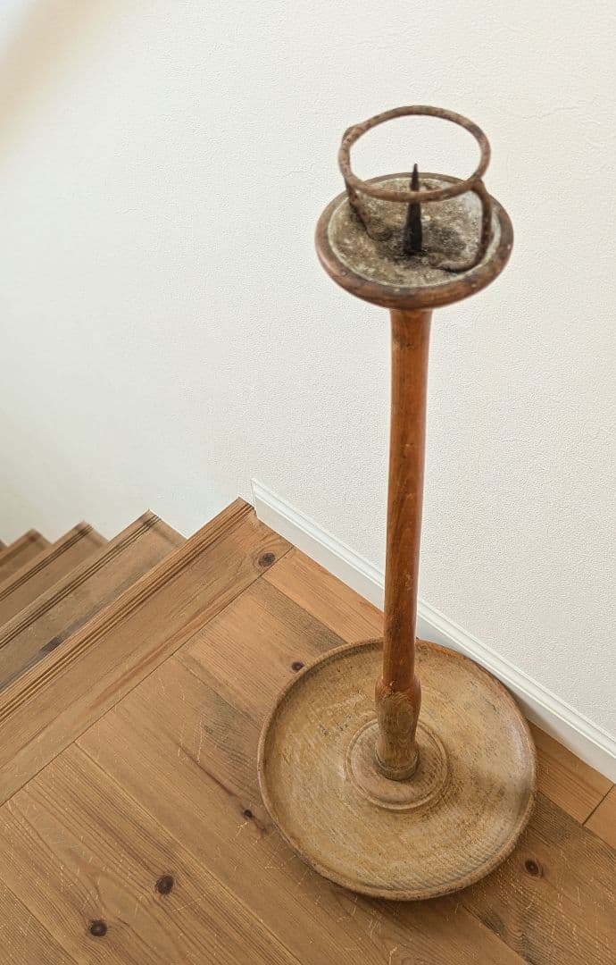 木目美しい趣ある燭台 約74cm 2台 天然木 antiques