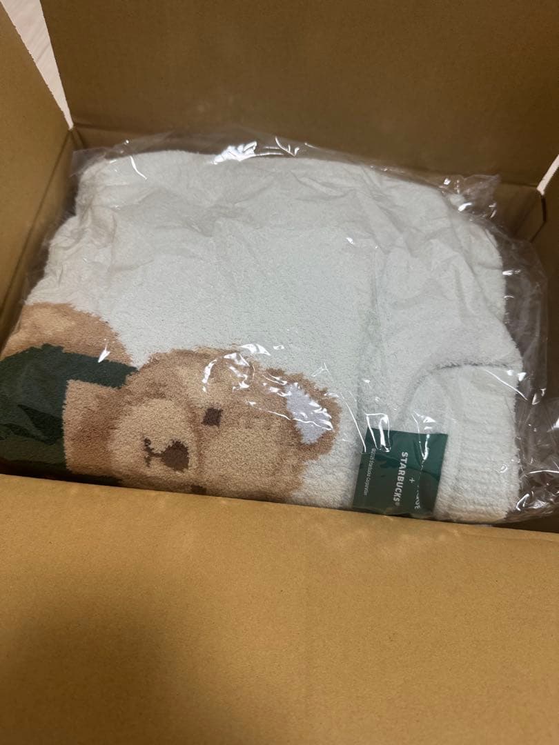 完売品！スタバ✖︎ジェラピケコラボクマ刺繍 フリースルームウェア上下セット