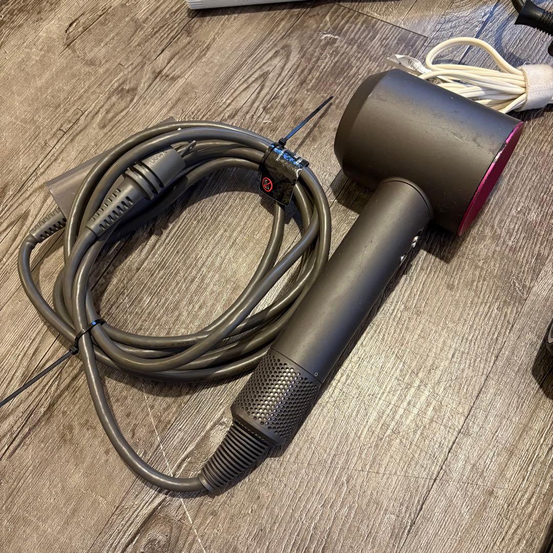 Dyson Refa KINUJO 等ヘアドライヤー アイロン まとめ ジャンク
