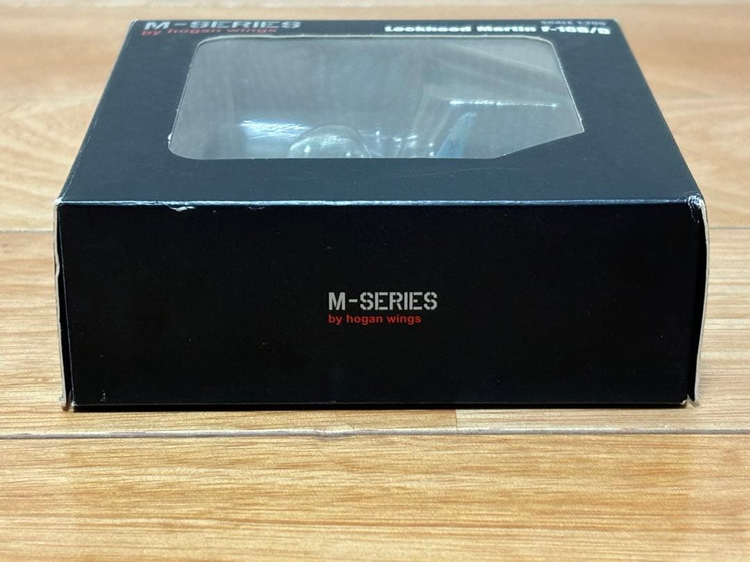 ホーガンウイング 1/200 F-16D 18th AGRS BlueFoxes