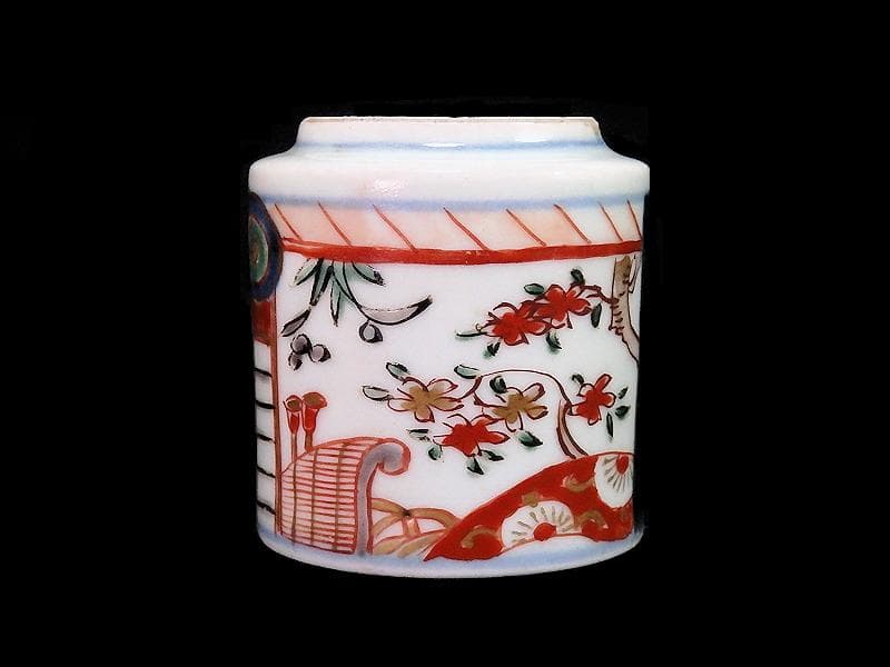 古伊万里 色絵 邸内図 御簾に桜花の図 のぞき 猪口 A964AS-CEj - メルカリ