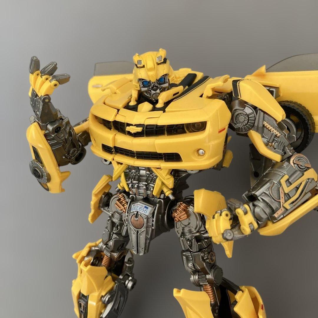 非正規トランスフォーマー　バンブルビー似　WASP WW-01