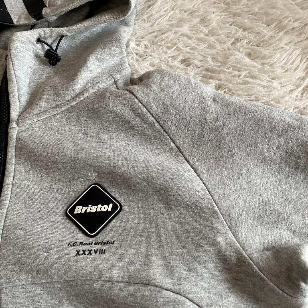 Bristol パーカー　グレー　ジップ　フード付き