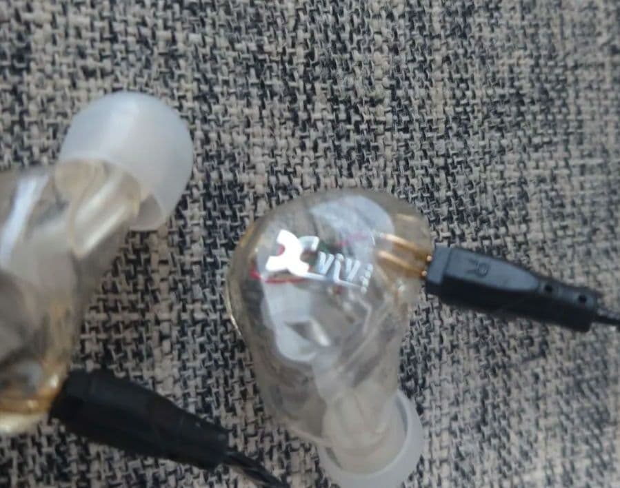 Xvive エックスバイブ T9 インイヤーモニター