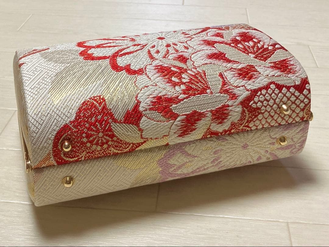 《美品》草履バッグセット　帯地　ラメ　花柄　底鋲付きバッグ　成人式